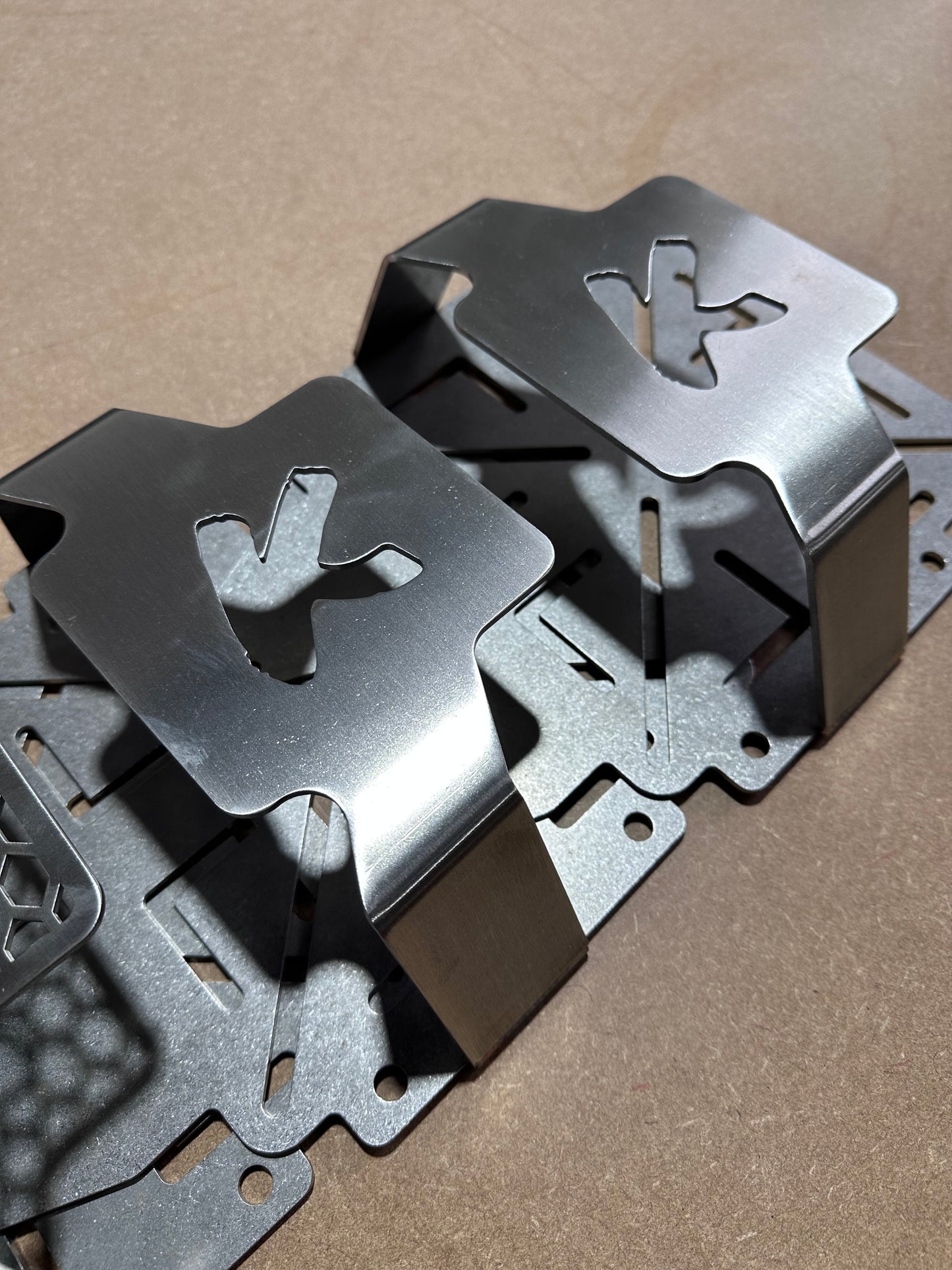 TD5 ECU mount bracket