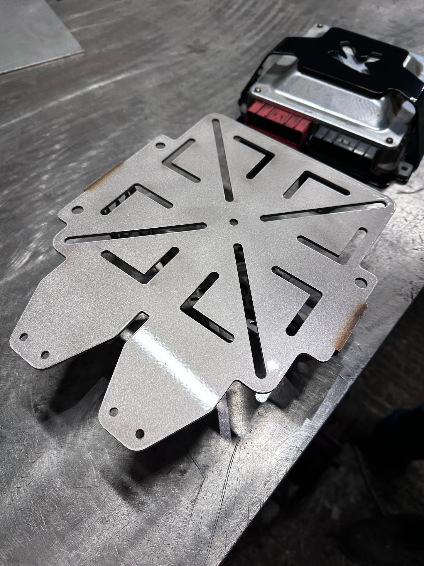 TD5 ECU mount bracket